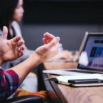 Pourquoi choisir l’alternance pour se former aux métiers du tourisme ?